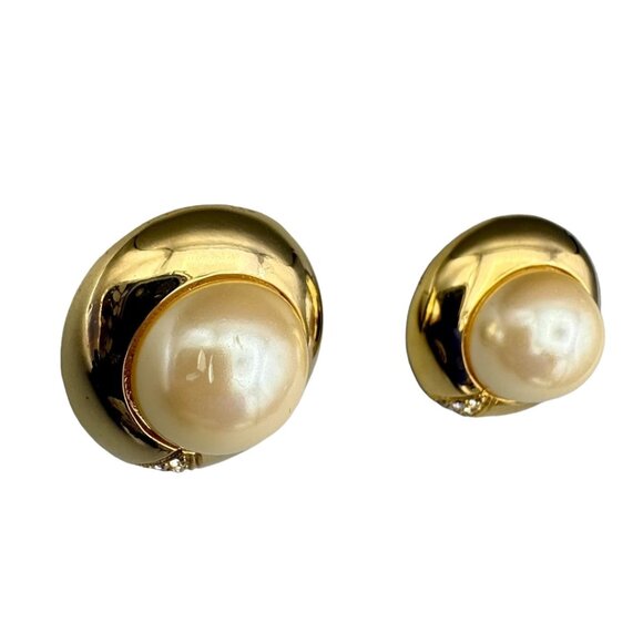 50s Glamour Faux Pearl, Gold, & Rhinestone Statement Button Vintage Earrings - Picture 5 of 9